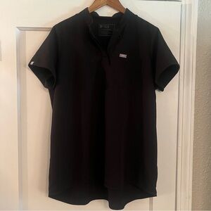 FIGS Kitale Maternity Scrub Top Black W21SW1012